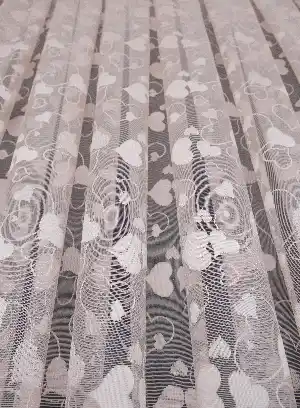 Çocuk Odası Tül - Kalpli Fransız Danteli Örme Tül Pembe