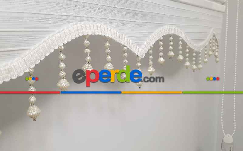 Brillant Böğürtlen Boncuklu Zebra Perde- Beyaz-krem