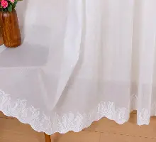 Etek İşlemeli Ütü İstemez Ağır Gramajlı Her Odaya Uygun