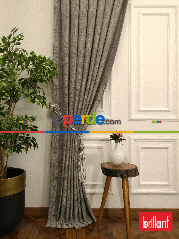 Brillant Jakar Fon Açık Vizon Renk Düz Fon Perde - Sütlü Kahve