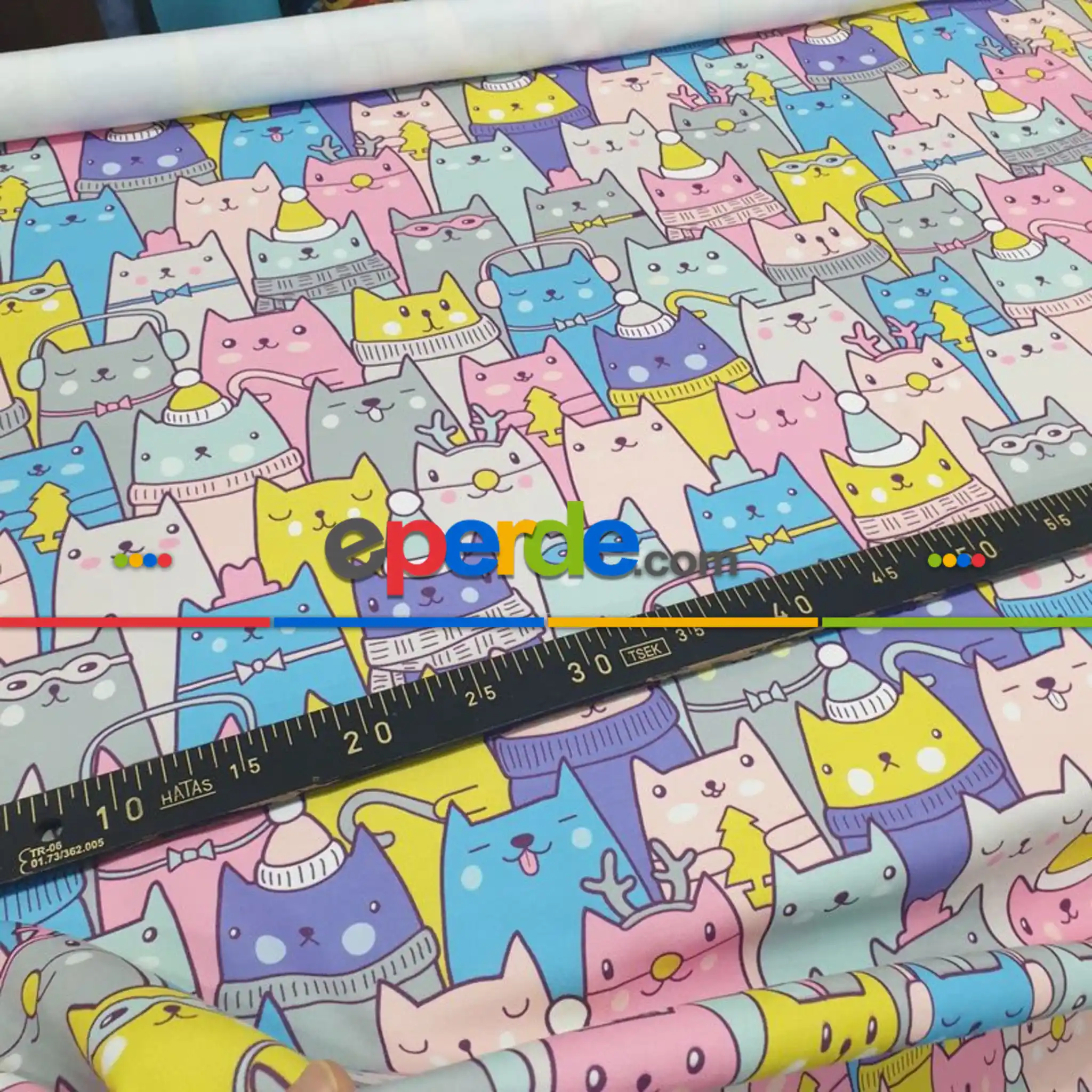 Bebek Odası Fon Perde - Sevimli Kediler Fon Perde- Pembe