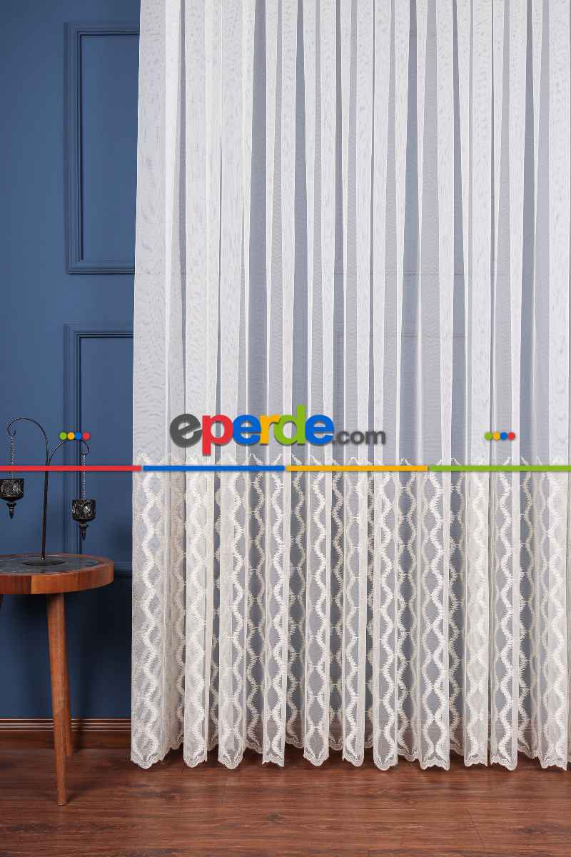Salon Tül Modelleri - Eteği Duble Nakış Işlemeli Tül Perde