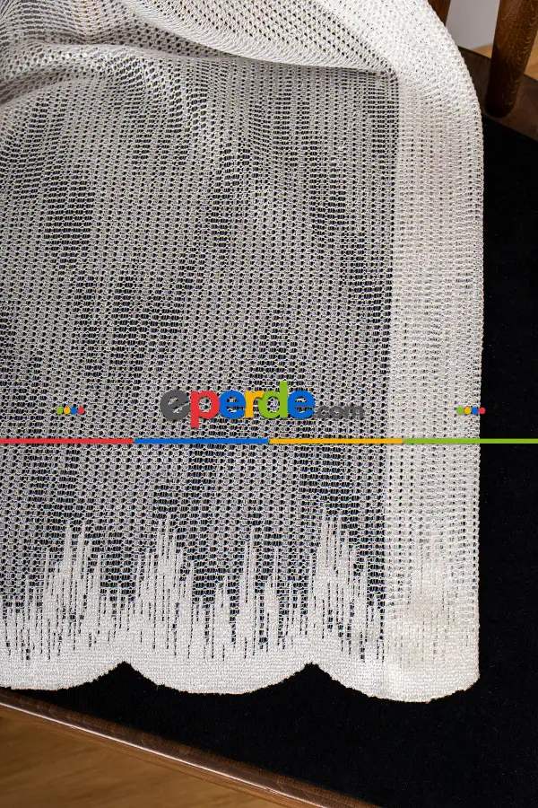 Vıolin Desenli Örme Tül Perde