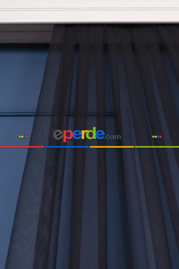 Dökümlü Siyah - Petek Zemin Grek Tül Perde