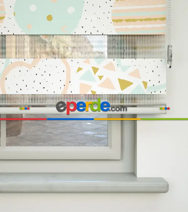 Kalp Desenli Baskılı Zebra Perde- Çok Renkli