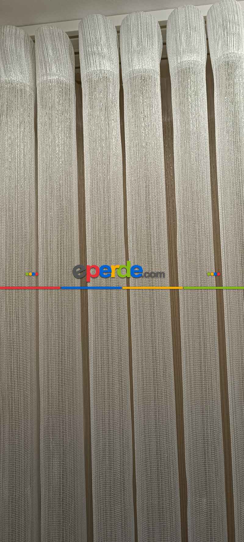 Modern Ve Zarif Simli Çelik Tül Perde