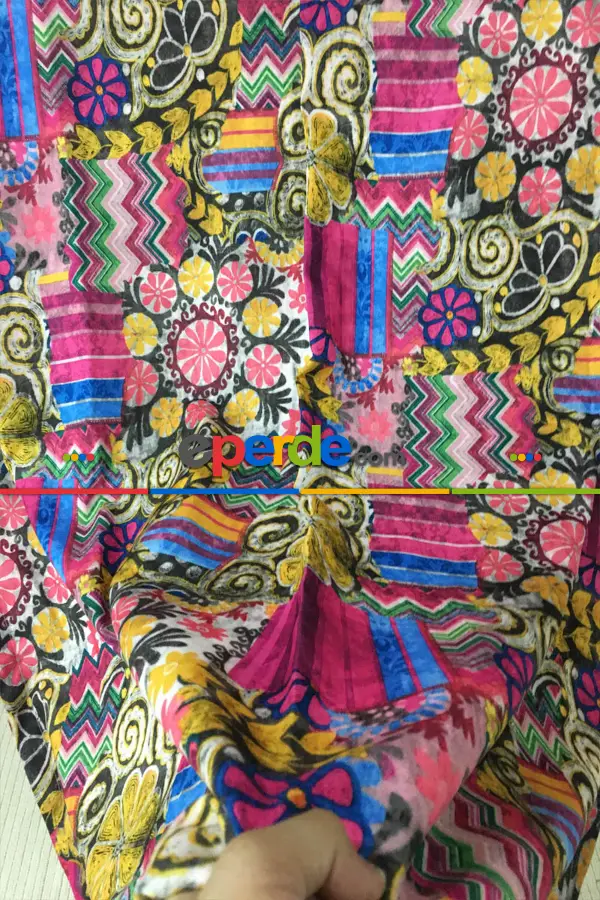 Çiçek Desenli Fon Perde Kumaşı Kalındır Duck Bezi Değildir-  Çok Renkli 2