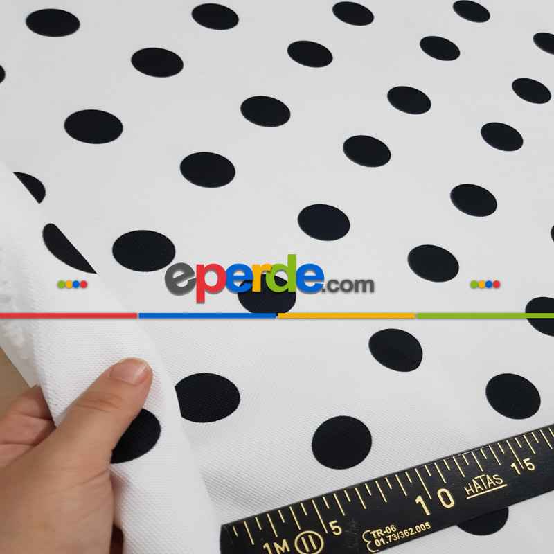 Beyaz Siyah Puantiyeli Fon Perde - Kumaşı Kalındır Duck Bezi Değildir- Siyah-Beyaz