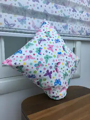 Kelebek Desenli Fon Perde (kalın Pamuklu Kumaş)- Mavi-sarı-pembe-mor Patlıcan Moru-su Yeşili-fıstık Yeşili