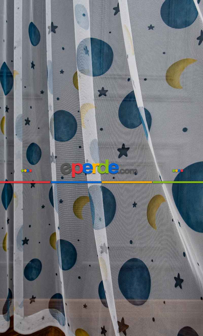 Bebek Odası -  Petek Zemin Gece Mavisi Ve Sarı Renkli Gezegenler Desenli Grek Baskılı Tül Perde