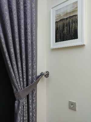 Mor Desenli Jakar Fon Perde- Mor