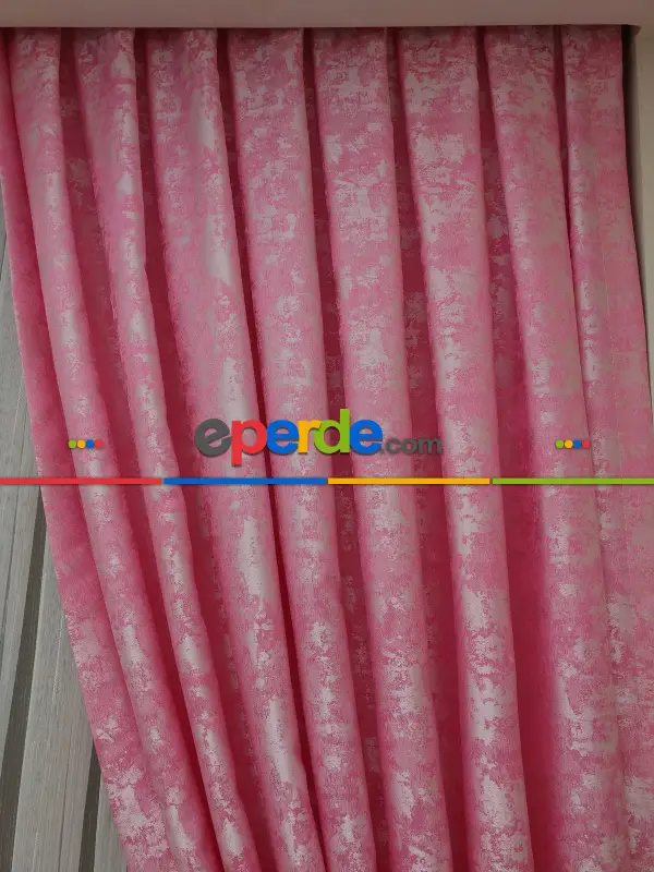 Pembe Renk Jakar Desenli Fon Perde- Şeker Pembe