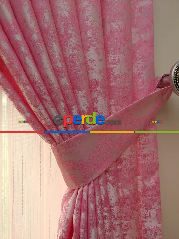 Pembe Renk Jakar Desenli Fon Perde- Şeker Pembe
