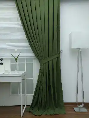 Yeşil Düz Fon Perde- Yeşil 130cm X 245cm 