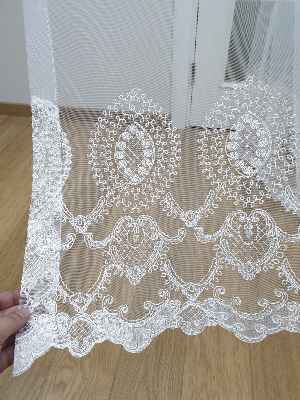 Etek Ucu Koordeneli Nakışlı Tül Perde- Ekru