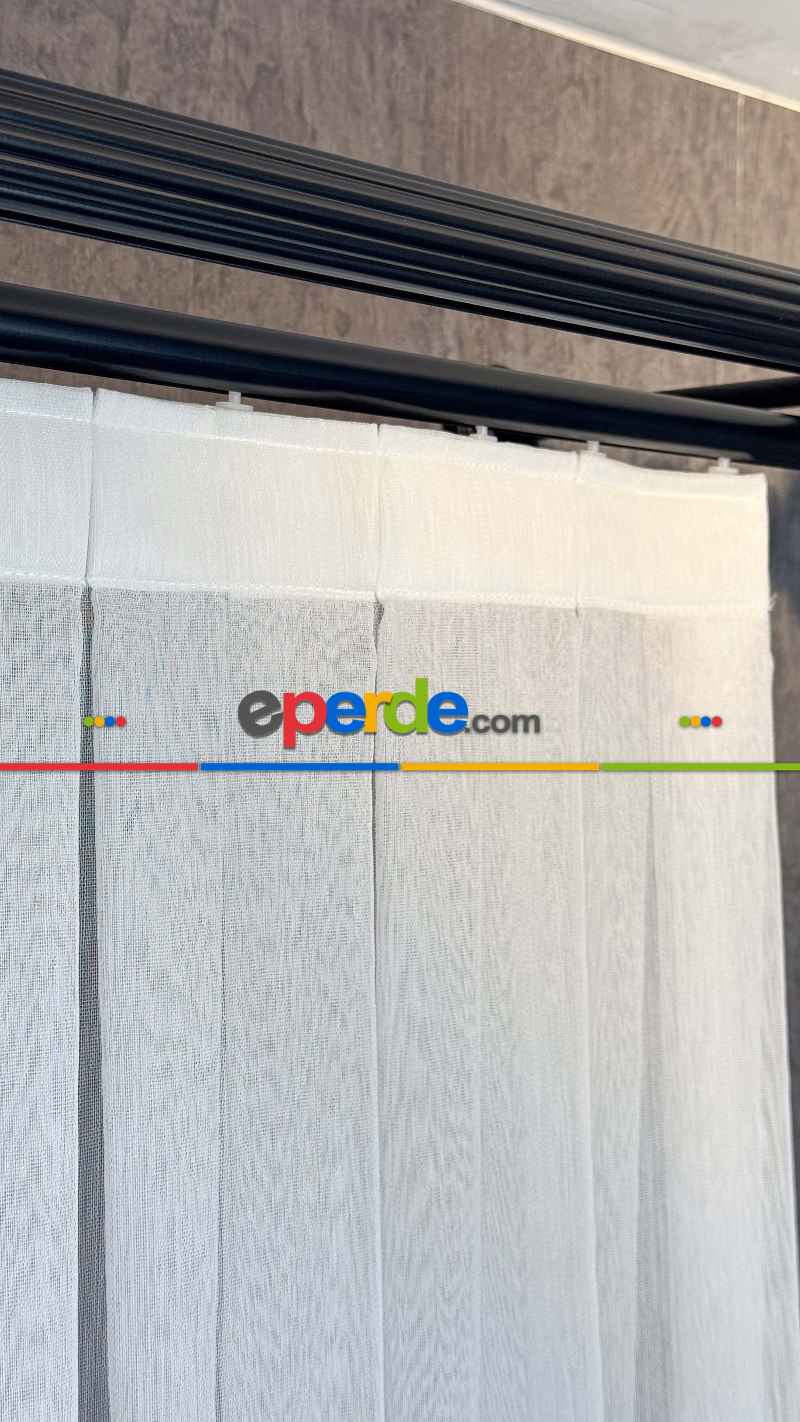 Yatak Odası - Gri Beyaz Bambu Bantlı Düz Tül Perde