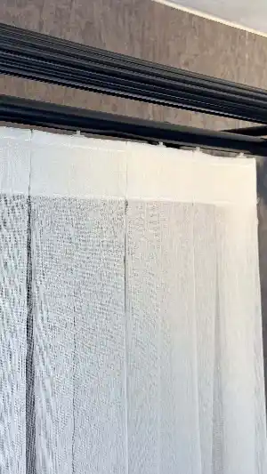 Gri Beyaz Bambu Bantlı Düz Tül Perde