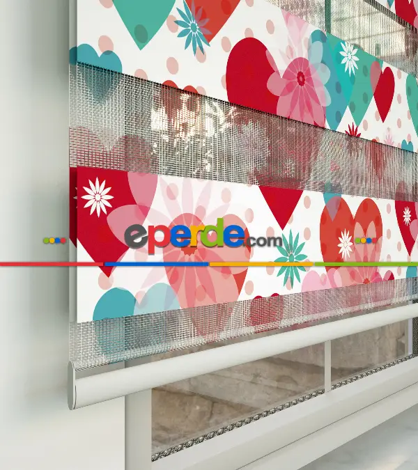 Çocuk Odası Zebra - Kalp Desenli Baskılı Zebra Perde- Çok Renkli