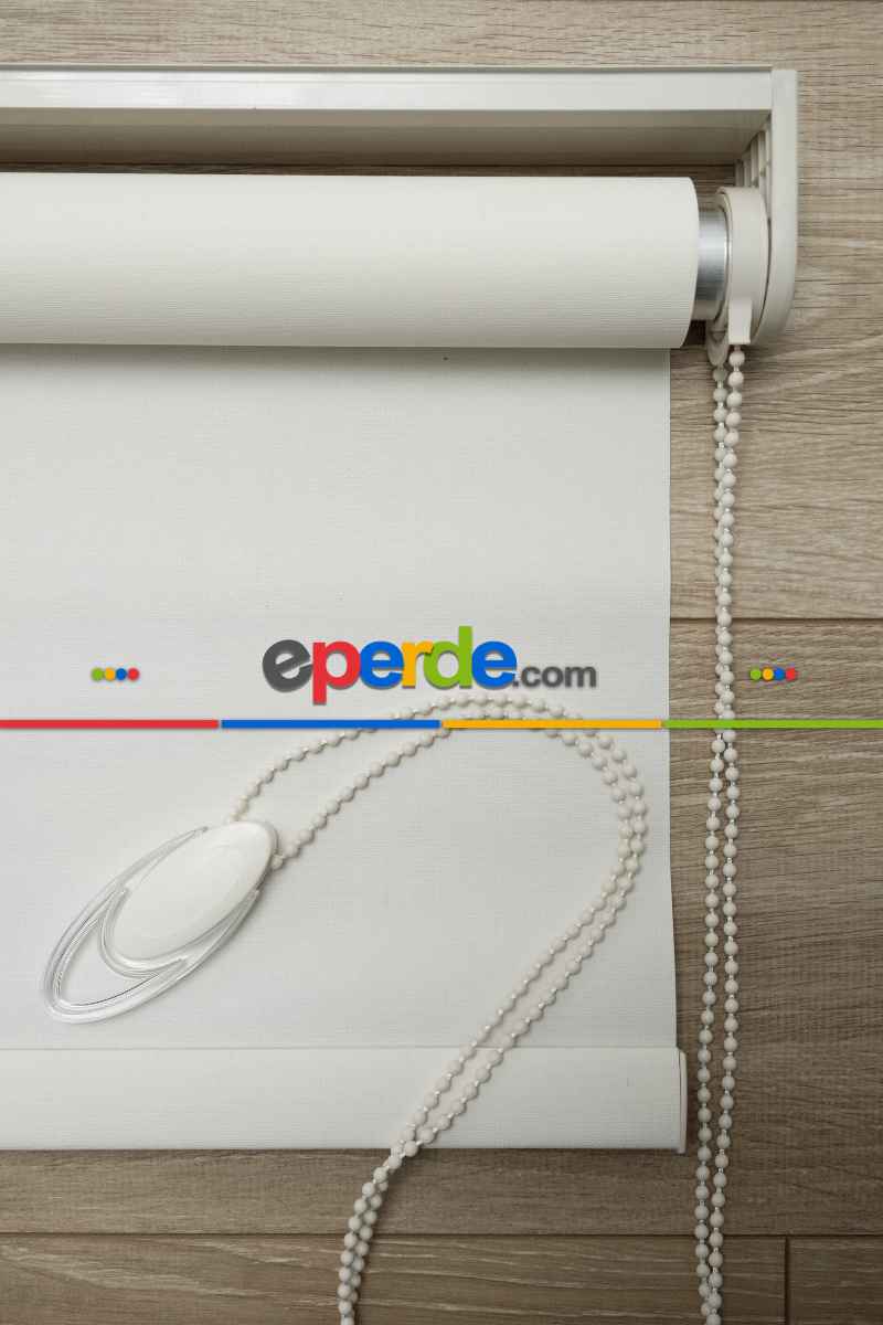 Salon Kampanyalı - Açık Krem, Mat Düz Stor Perde - Alüminyum Kasa - Leke Tutmaz Kumaş, Silinebilir- Kornişe Kolay Montaj Aparatlı - Matkap Tornavida Olmadan 30sn'de Montaj