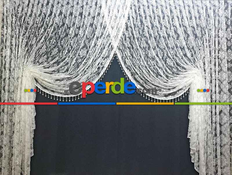 Kuvaze Modeleri Damask Osmanlı Motif Yanki Tiyatro Tasarım Boncuklu- Beyaz-ekru