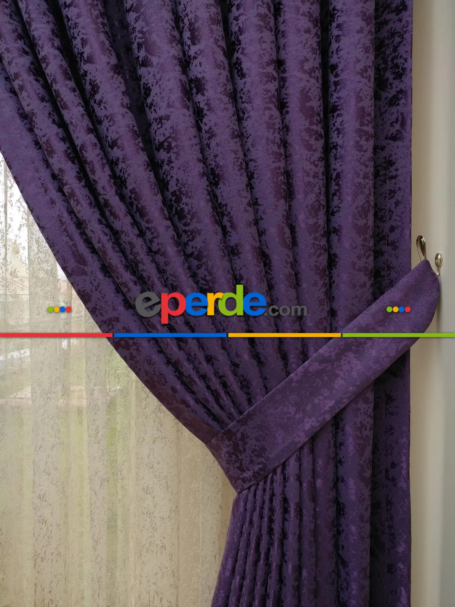Acık Mor Duz Jakar Fon Perde - Mor