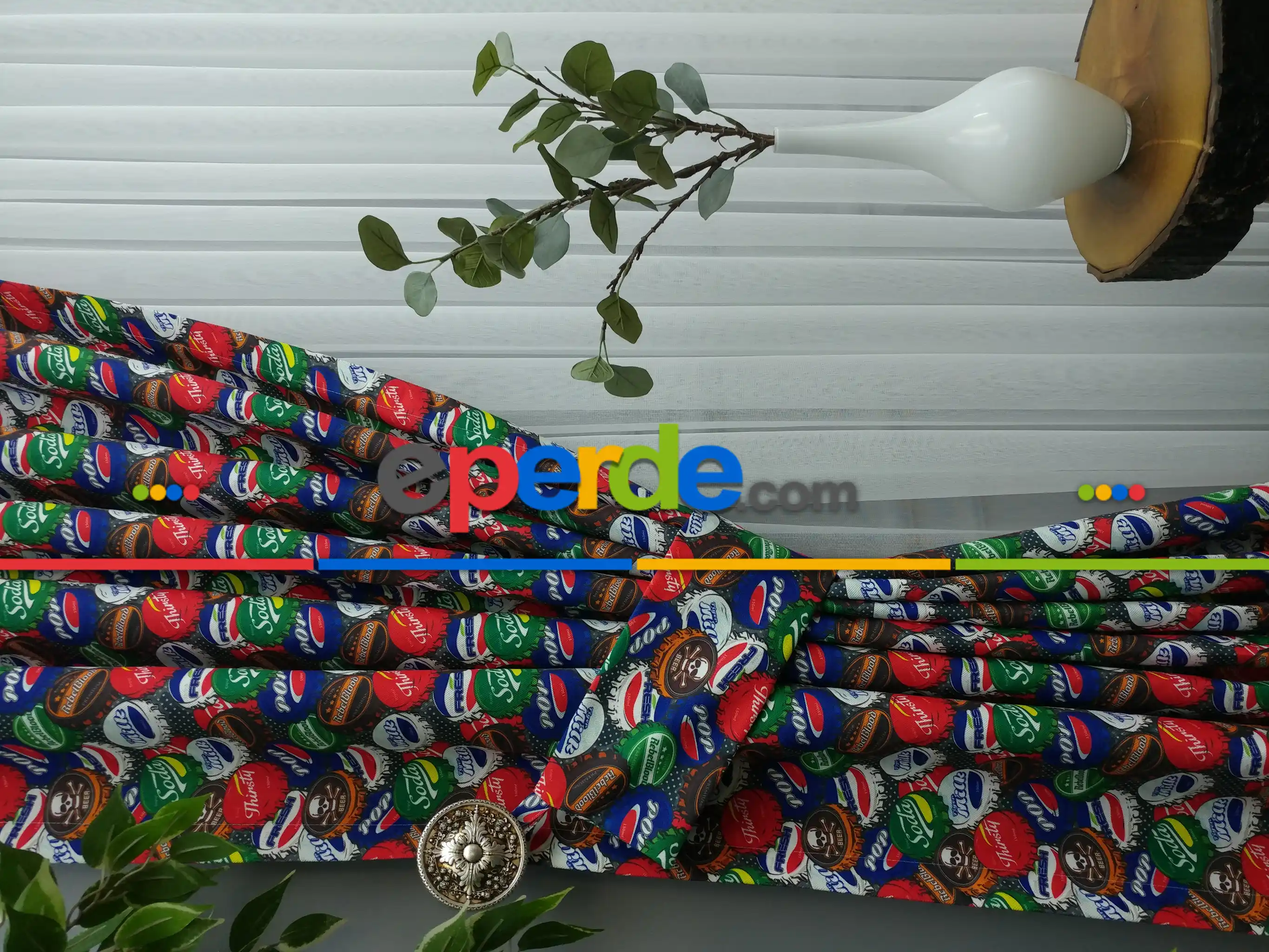 Pop-art Desenli Fon Perde Evm435 -p - Kumaşı Kalındır Duck Bezi Değildir.- Mavi-Kahve-Çok Renkli