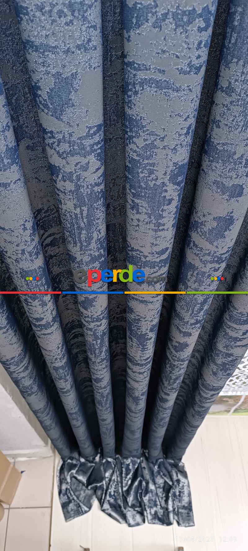 Oturma Odası -  2025 Elit Modern Desenli Fosforlu İplik Dokuma Fon Perde - 3