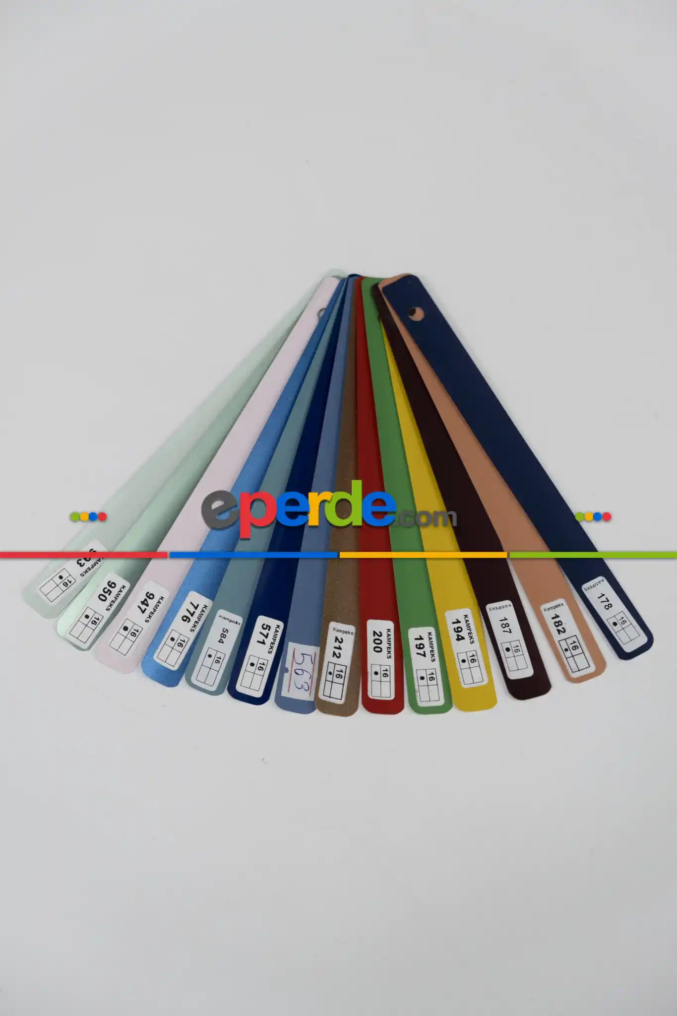 Oda Perde Metal Jaluzi Perde, Polywood, Ahşap Görünümlü, Alev Almaz, Antrasit, Siyah Ve Ahşap Tonlarında