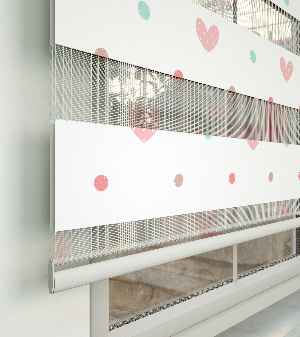 Kalp Desenli Baskılı Zebra Perde- Çok Renkli