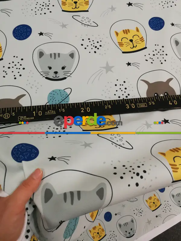 Uzaylı Kedi Desenli Fon Perde Evm1088-1 Kumaşı Kalındır Duck Bezi Değildir- Siyah-Sarı-Gri Koyu