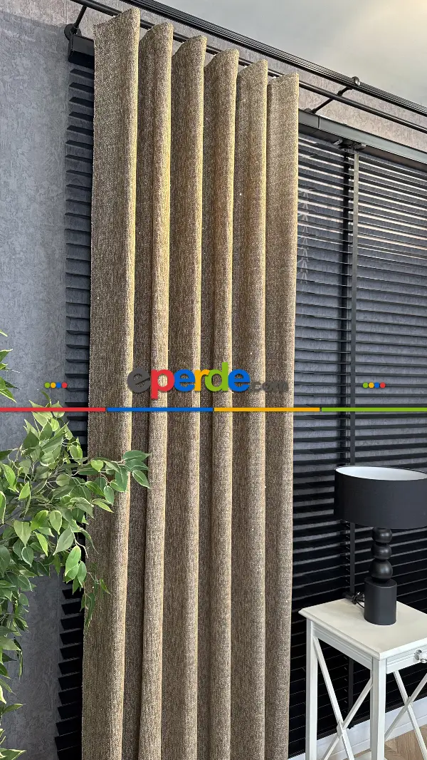 Altın Pullu Fon Perde