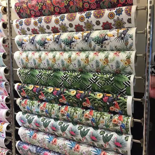 Popart Desenli Fon Perde Evm353-1 Kumaşı Kalındır Duck Bezi Değildir- Sarı-Beyaz