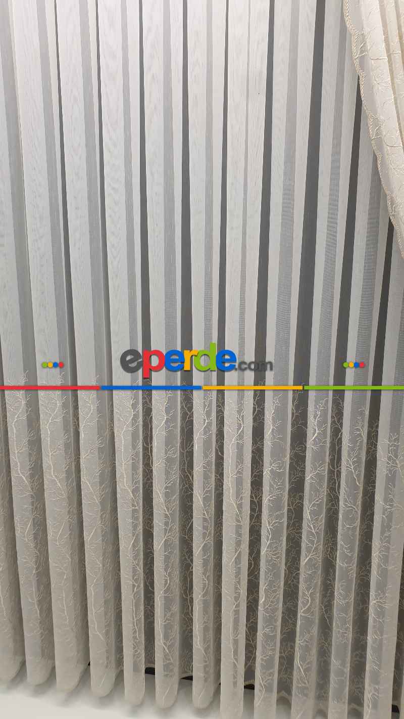 Oturma Odası - Selvi Ağaç Desenli İşlemeli Tül Perde - Krem