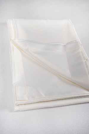 1.kalite Gramajlı Ekru Saten Güneşlik Perde