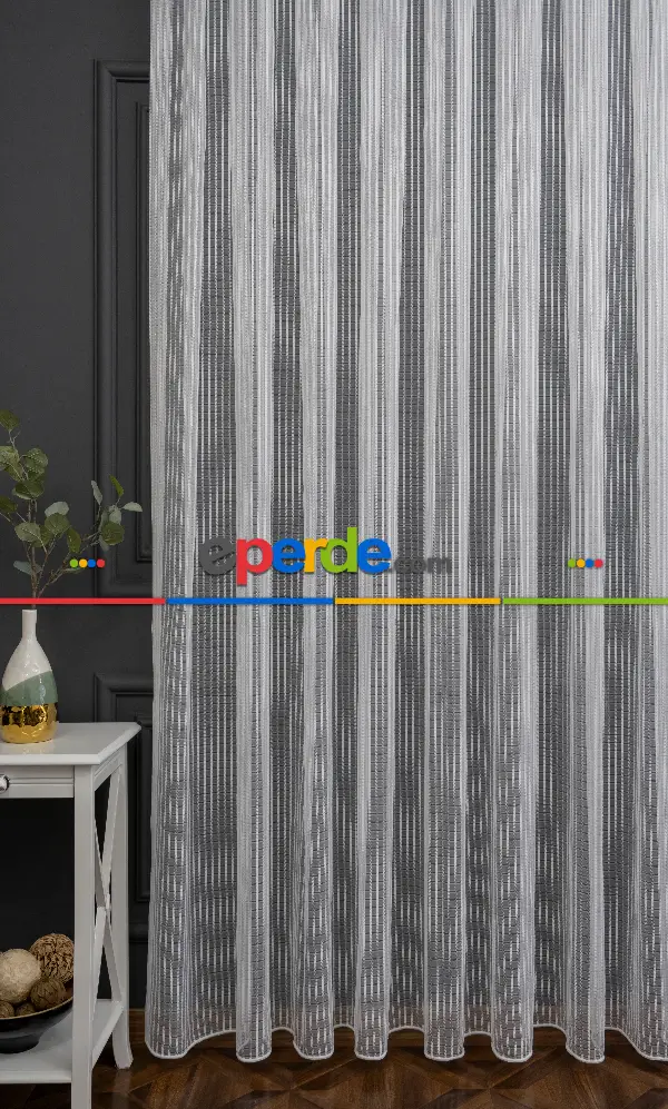 Salon - Mini Kare Silver Gümüş Tasarım Sırma Çizgili Tül