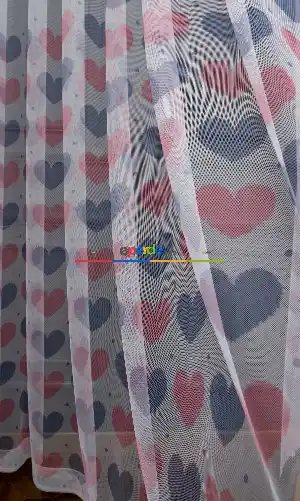 Hazır Ölçülü Petek Zemin Mor Pembe Renkli Kalp Desenli Grek Baskılı Tül Perde