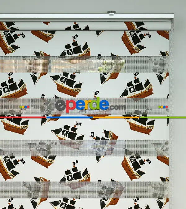 Gemi Desenli Baskılı Zebra Perde- Siyah-kahve-çok Renkli