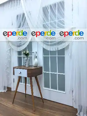 Kruvaze Tül Perde - Opsiyonel Püsküllü - Açık Krem Rengi (beyaza Yakındır)- Krem Açık