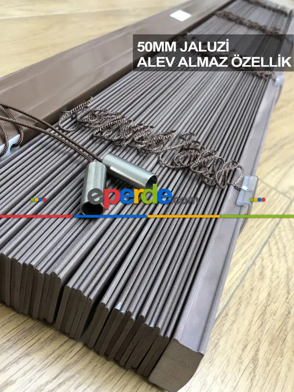 50mm Beyaz Ahşap Efektli Jaluzi Perde Alev Almaz Özellik- Vizon Rengi