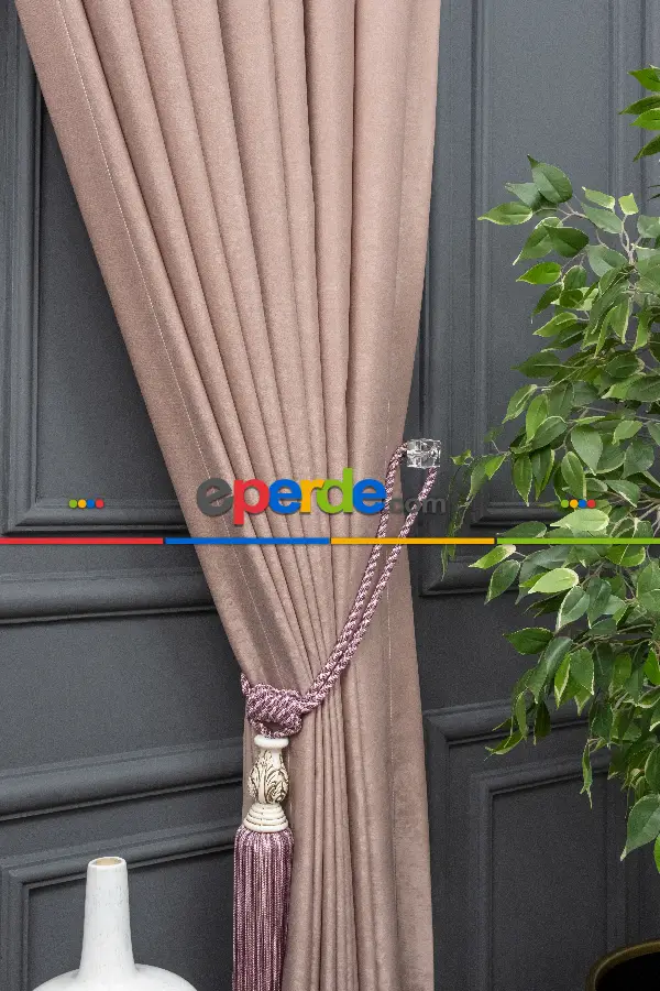 Düzrenk Kadifemsi Fon Perde Geniş En 285 Cm 120cm X 265cm 