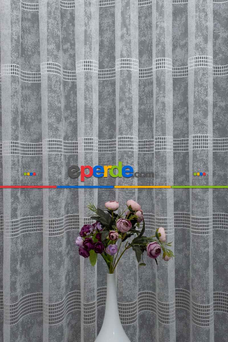 Spor Desen Tül Perde - Karlı Kareli Geometri Desenli - Ekru Açık Krem - Örme Tül