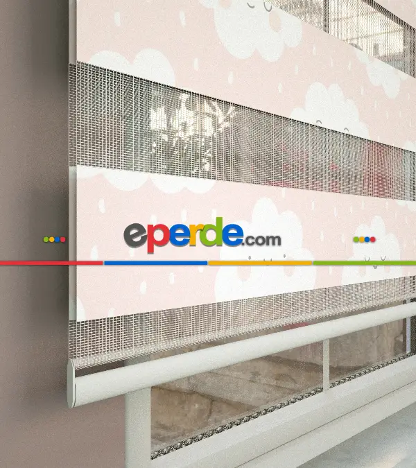 Bulut Desenli Baskılı Zebra Perde- Çok Renkli