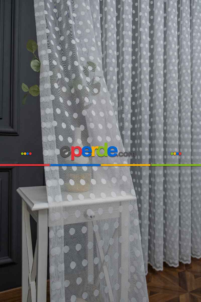 Puantiyeli Tül Noktalı Daire Desen Tül Perde
