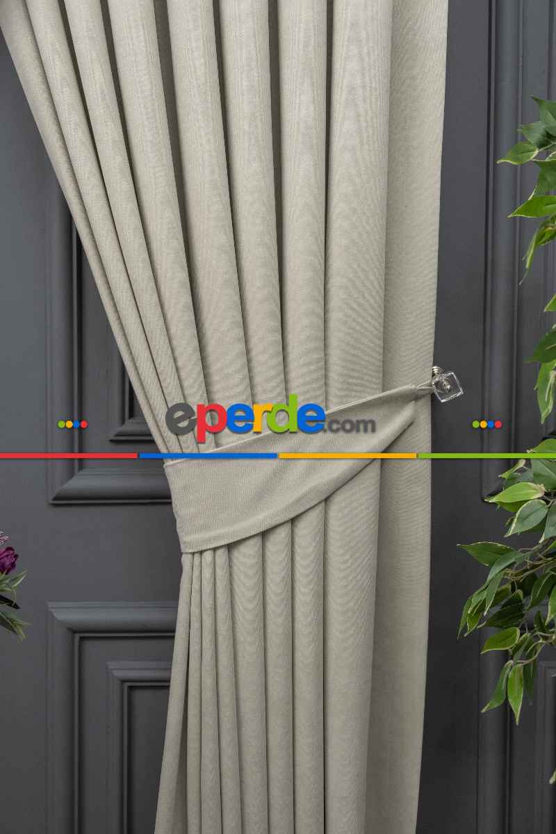 Açık Gri Düz Fon Perde En Dökümlü Fon Perde 04