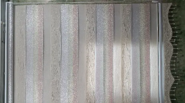 Genç Odası - Elit Jakarlı Simli Krem Pembe Geçişli Zebra Perde - Krem, Pembe, Gümüş Simli