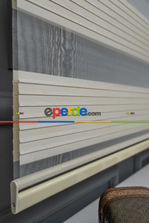 Mutfak- Zebra Perde - Simli Geniş Pileli Zebra Perde