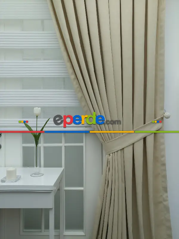 Krem Düz Fon Perde- Krem