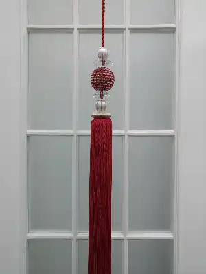 Kırmızı Perde Sarkıtı- Kırmızı