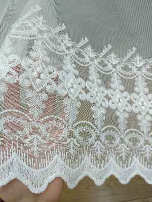 Favori Brode Perde 5 Yıl Kullanım Garantili Zemin, 679- Ekru