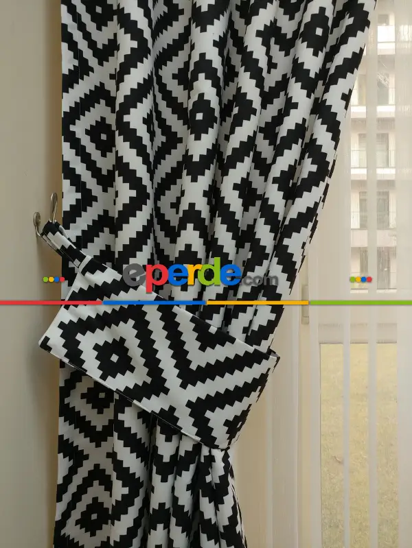 Yatak Odası - Beyaz Siyah Karo Desenli Hazır Fon Perde - Kumaşı Kalındır Duck Bezi Değildir- Siyah-Beyaz